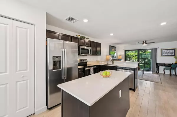 Riviera Beach, FL 33410,5025 Genove PL