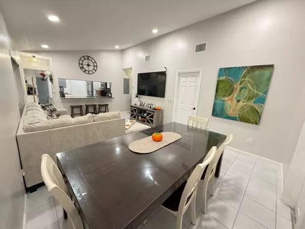 West Palm Beach, FL 33415,4840 Paulie CT