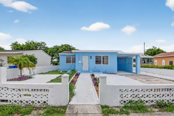 1249 W 7th ST, Riviera Beach, FL 33404