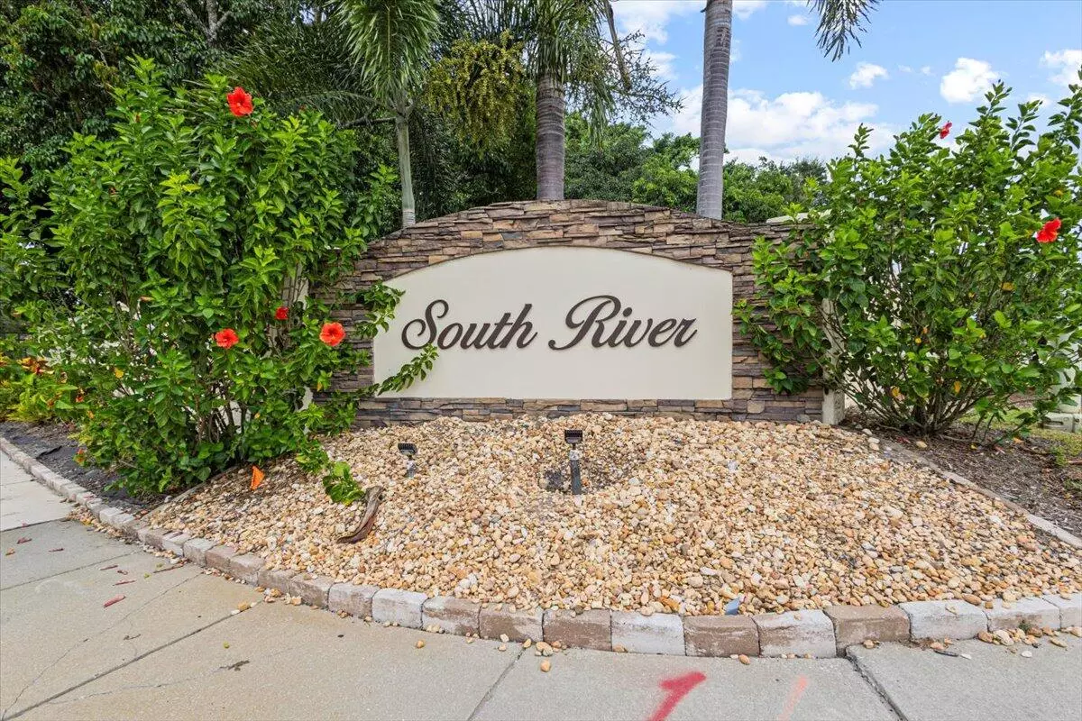 Stuart, FL 34997,511 SW South River DR 103