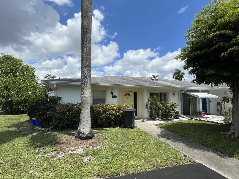 7526 S S Ace RD, Lake Worth, FL 33467