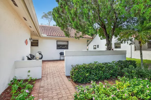 Boca Raton, FL 33433,6914 Escobar CT