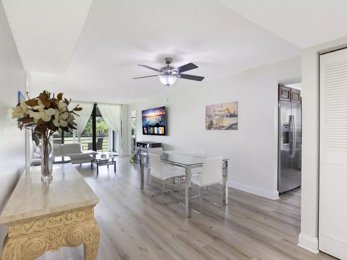 Boynton Beach, FL 33437,11090 Green Lake DR 201