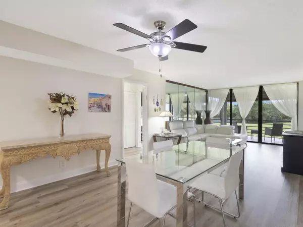 Boynton Beach, FL 33437,11090 Green Lake DR 201