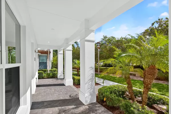 Palm Beach Gardens, FL 33418,7053 Edison PL