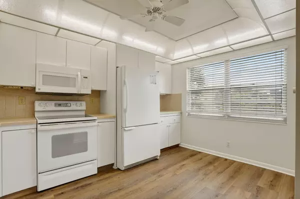 Coconut Creek, FL 33066,2006 Granada DR O3