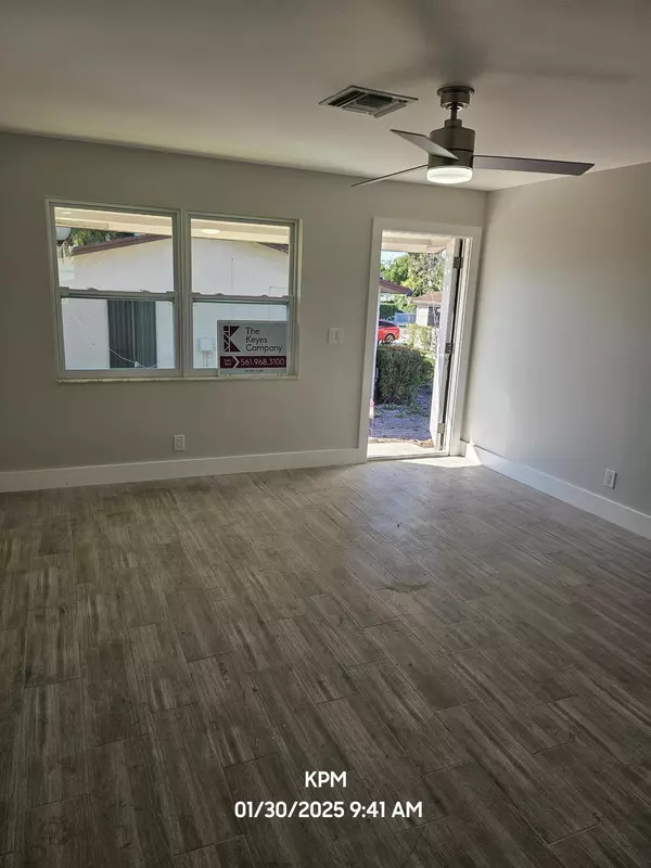 West Palm Beach, FL 33405,1022 Mcintosh ST