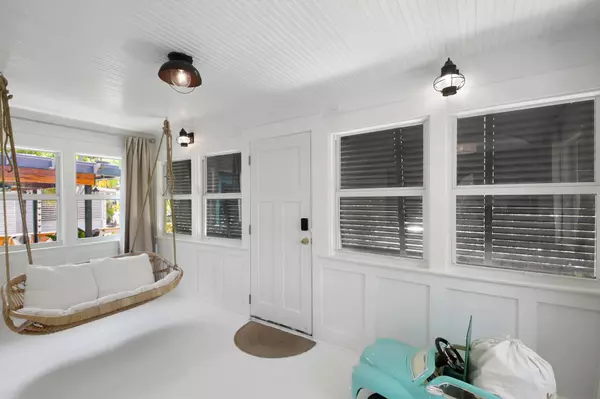 Lake Worth Beach, FL 33460,220 S L ST 1