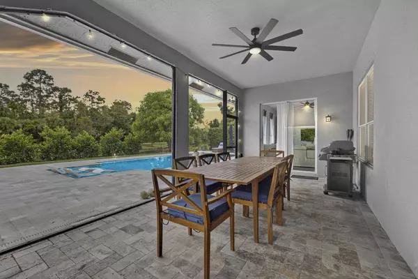 Royal Palm Beach, FL 33411,114 Sycamore DR