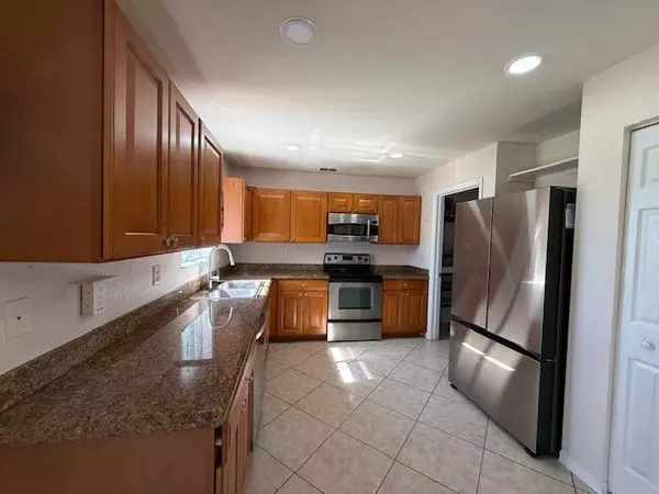 Port Saint Lucie, FL 34953,1988 SW Marblehead WAY