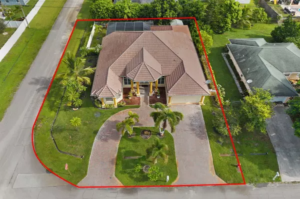 499 SW Laconic AVE, Port Saint Lucie, FL 34953