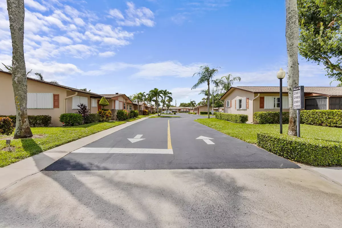 Greenacres, FL 33415,2995 W Crosley DR B