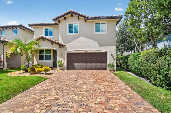 6789 Langdon WAY, Lake Worth, FL 33463