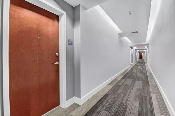 West Palm Beach, FL 33401,300 S Australian AVE 1604