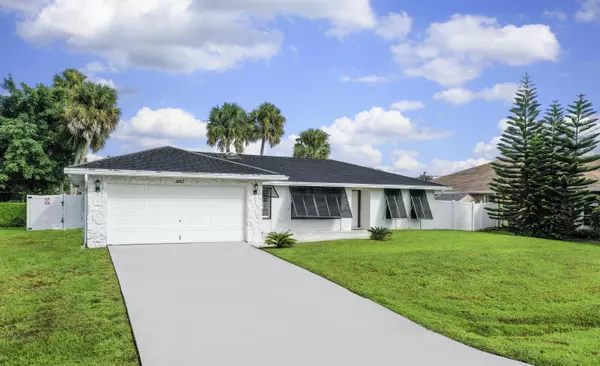 2662 SW Cadet CIR, Port Saint Lucie, FL 34953