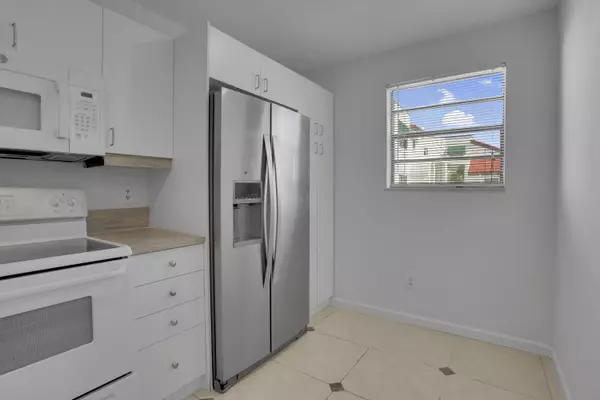 Deerfield Beach, FL 33442,315 NW 36th AVE