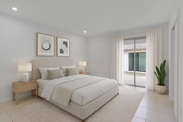 315 NW 36th AVE, Deerfield Beach, FL 33442