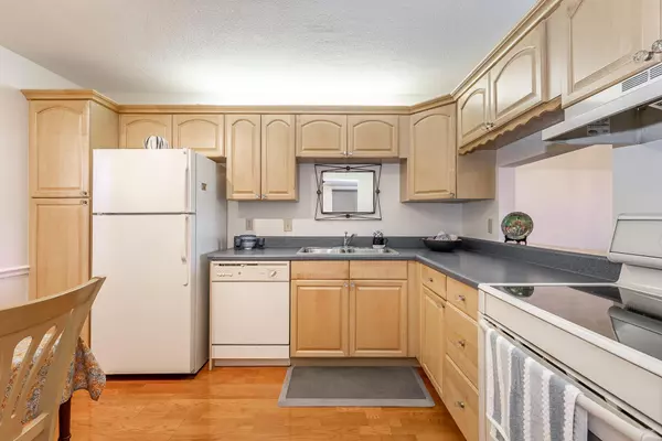 West Palm Beach, FL 33411,140 Lake Nancy 113 LN 113