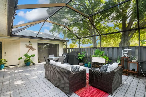 Fort Pierce, FL 34950,1433 Captains WALK 18d