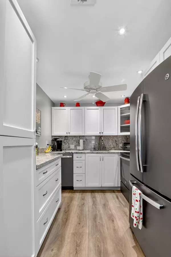 Boca Raton, FL 33434,27 Fanshaw A