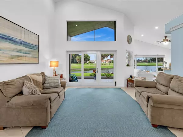 Boynton Beach, FL 33437,6004 Golf Villas DR