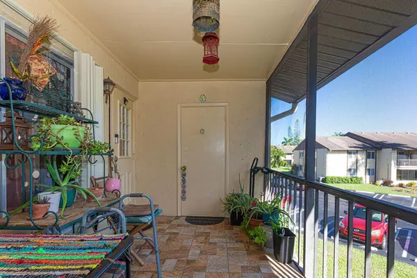 Greenacres, FL 33463,308 Pine Ridge CIR D-2