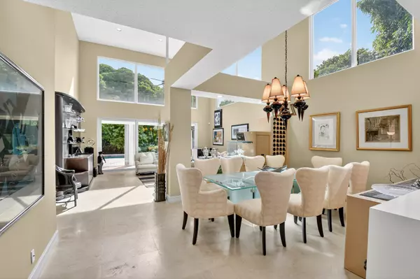 Boca Raton, FL 33496,5814 NW 24 TER