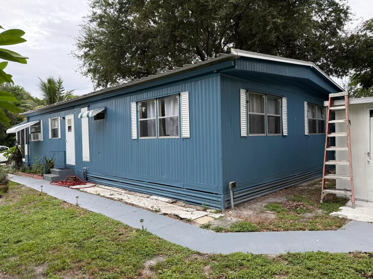 Palm Beach Gardens, FL 33410,2555 Pga Blvd Lot 21