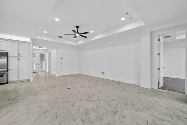 Port Saint Lucie, FL 34987,12347 SW Compass Point Dr DR