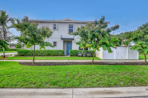 Lake Worth, FL 33467,8861 Via Mar Rosso