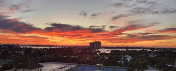 Singer Island, FL 33404,3000 N Ocean DR 8-A