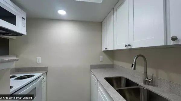 Fort Pierce, FL 34949,646 Eldorado ST 4