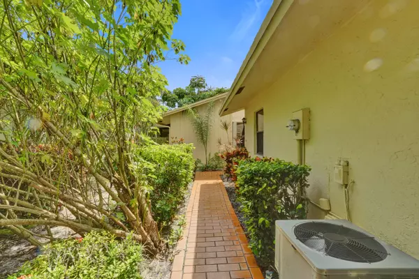 Delray Beach, FL 33445,2500 NW 10th ST
