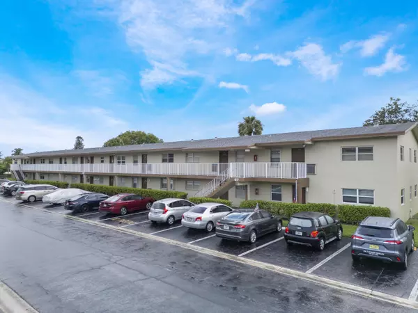 Margate, FL 33063,551 NW 80th AVE 207