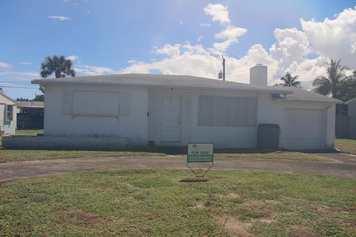 West Palm Beach, FL 33405,354 Laurie RD