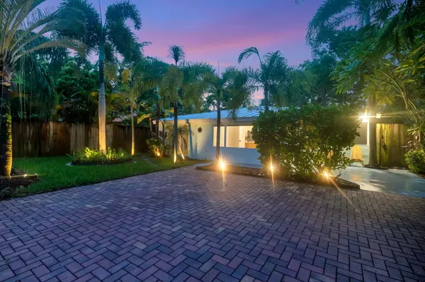 Fort Lauderdale, FL 33304,1317 NE 1st AVE