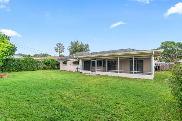 Boca Raton, FL 33486,921 SW 11th TER