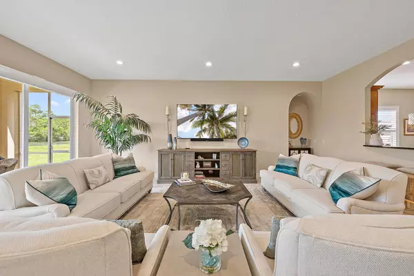 10236 Orchid Reserve DR, West Palm Beach, FL 33412