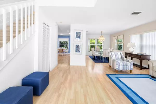 Boca Raton, FL 33498,10652 Buttonwood Lake DR