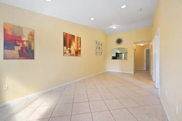 West Palm Beach, FL 33411,3504 Briar Bay BLVD 202