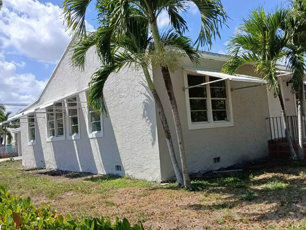 West Palm Beach, FL 33405,5815 Garden AVE