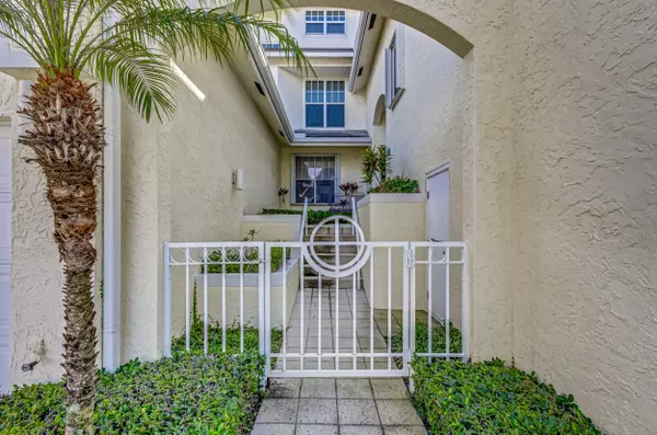 Jupiter, FL 33477,406 Mainsail CIR