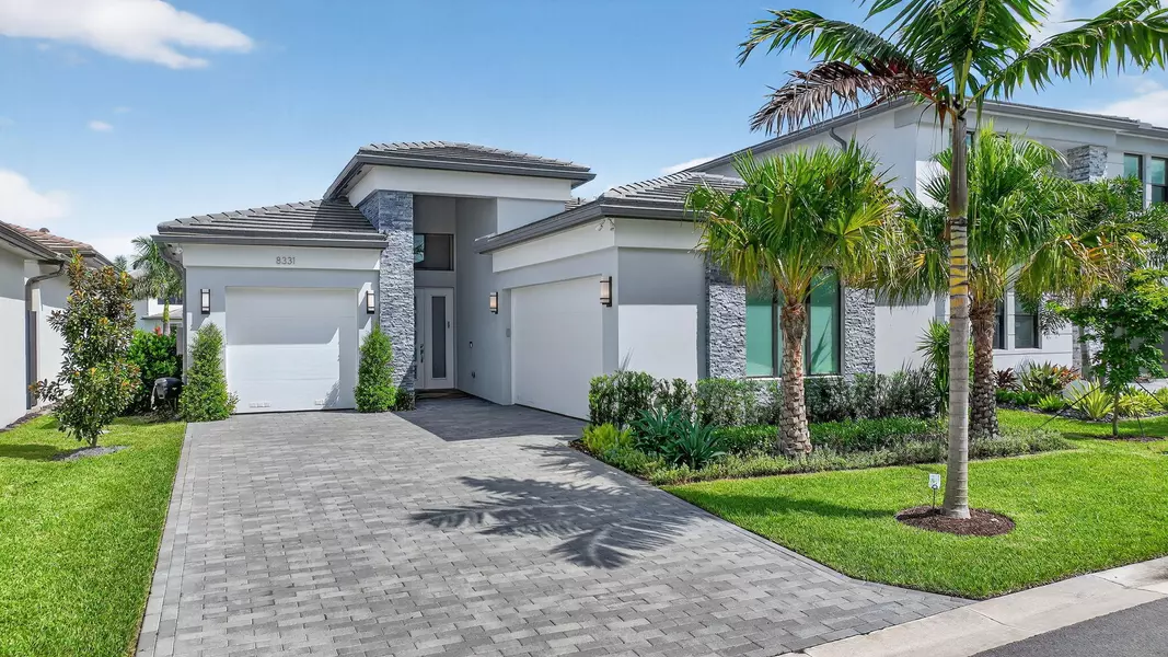 8331 Royal County Down RD, Boca Raton, FL 33434