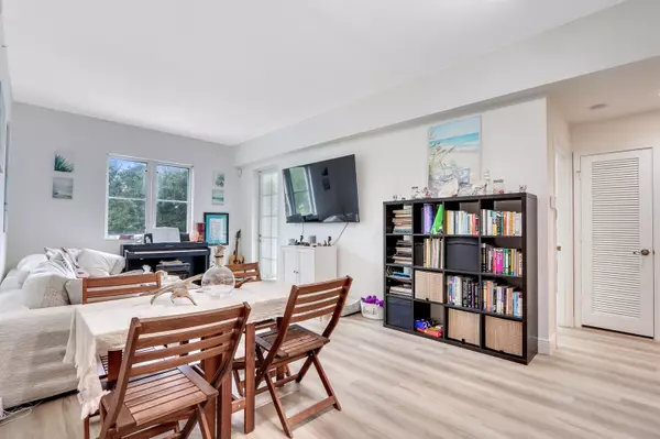 Jupiter, FL 33458,1155 Main ST 216