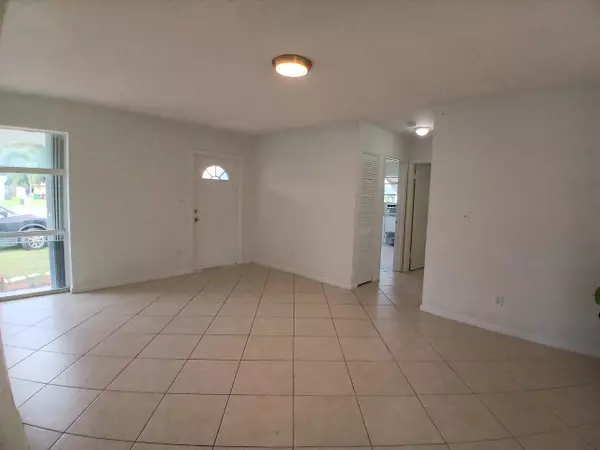 Port Saint Lucie, FL 34983,216 NE Prima Vista BLVD