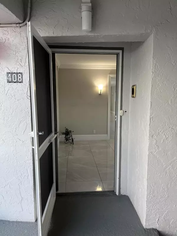 North Palm Beach, FL 33408,155 Yacht Club DR 408,407