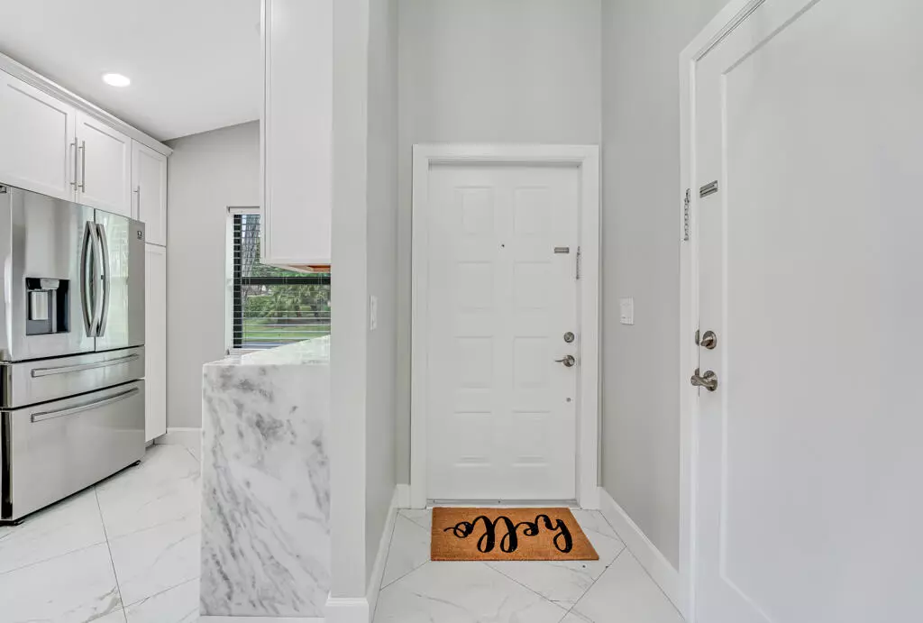 Boca Raton, FL 33496,8216 Sweetbriar WAY