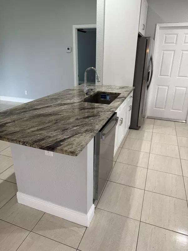 Port Saint Lucie, FL 34952,2285 SE Lucaya ST