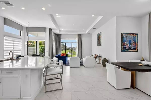 Delray Beach, FL 33446,16245 Cabernet DR