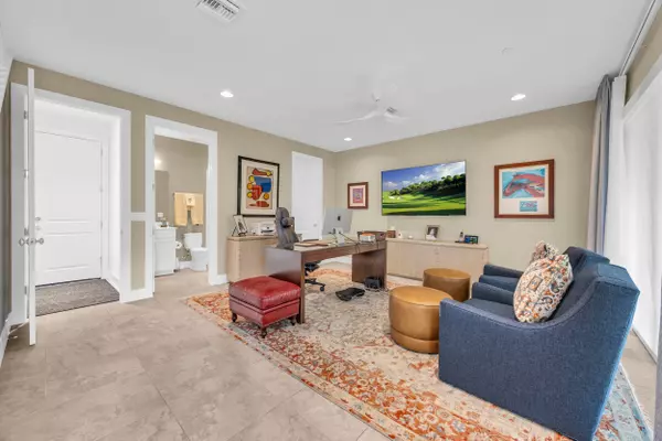 Palm Beach Gardens, FL 33418,12554 Gross Pointe DR